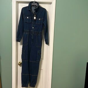 Brand New Fashion Nova Size S Jean Jumpsuit. Super Cute